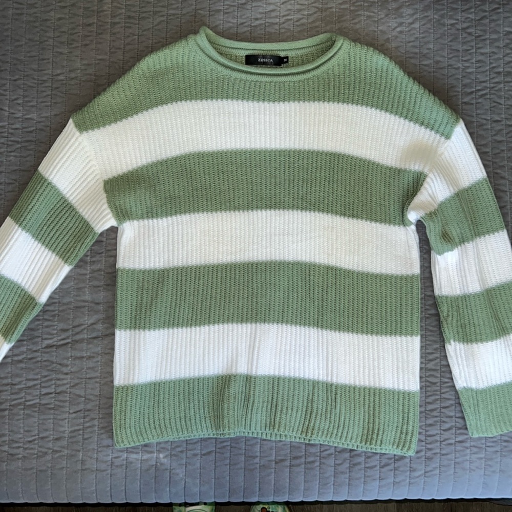 Medium oversized thick stripped sweater